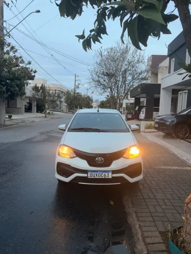 Toyota Etios X 1.3 Flex 16V 5P Mec. 2020