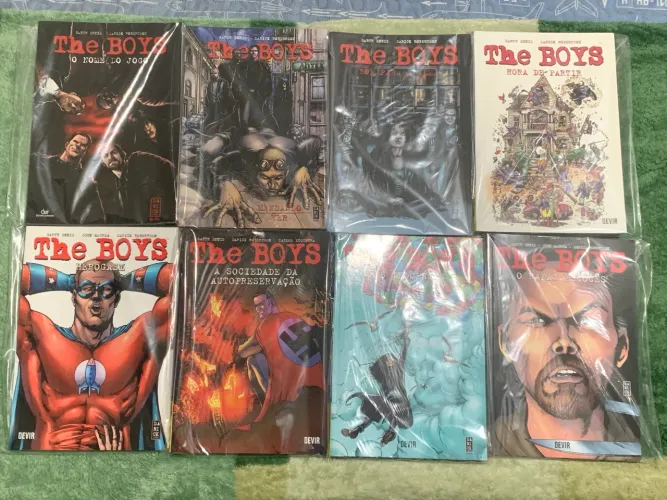 Vendo HQ The Boys vol 1 até o 8