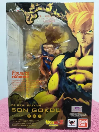 Figure do Son Goku Super Saiyajin de Dragon Ball(Na caixa)