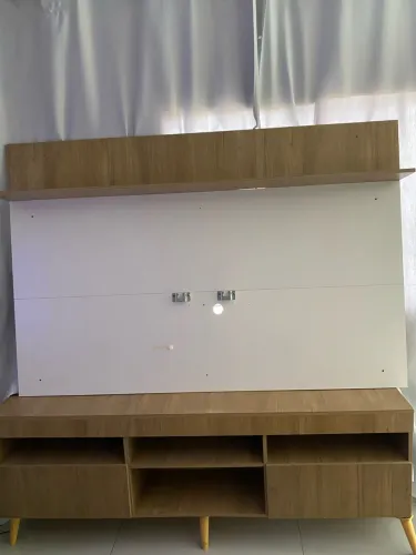 Painel com aparador . ACEITO CARTAO