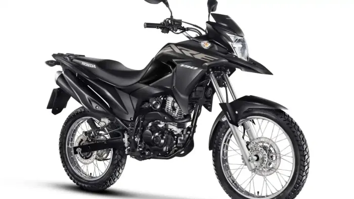 Moto XRE impecável e vai com acessórios.