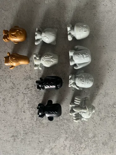 Gogos Crazy Bones cinza / preto / dourado