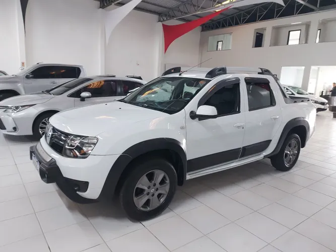 Renault Duster Oroch Dyna. 2.0 Hi-flex 16V Aut. 2017