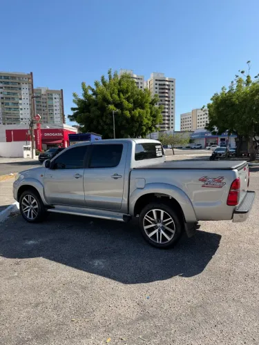 Toyota Hilux CD D4-d 4X4 3.0 TDI Dies. Mec. 2015
