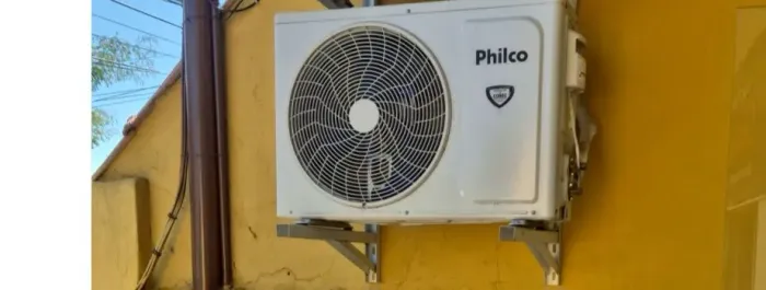 Vendo ar-condicionado split Philco de 18.000 BTUs com tecnologia Inverter e voltagem 220V