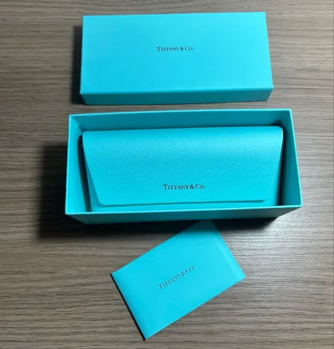 Capa e caixa óculos Tiffany and Co novo original