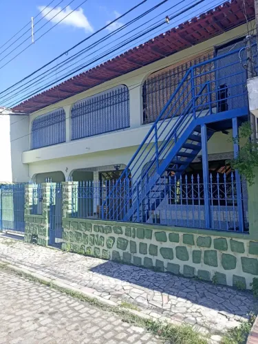 Casa para venda tem 250 metros quadrados com 3 quartos em IBES - Vila Velha - ES