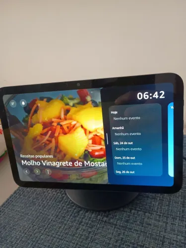 Echo Show 8 (Última Geração) + Suporte Magnético Incluso - Perfeito Estado!