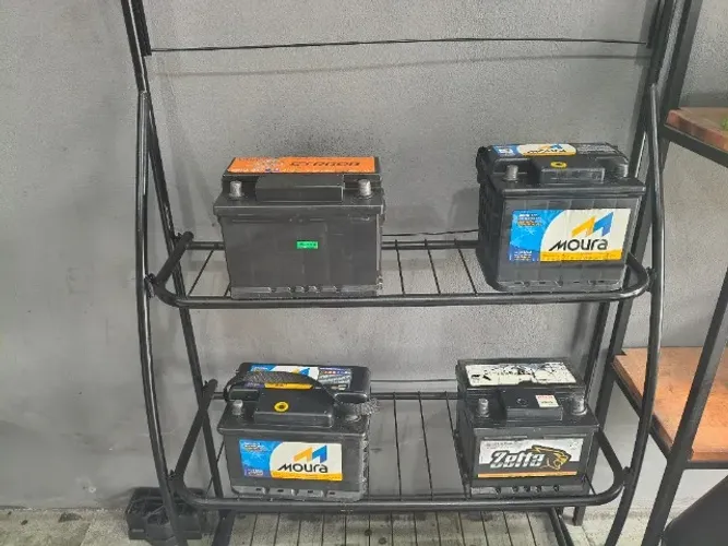 Baterias semi novas 12v de 50 a 60 amperes