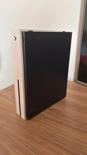 Xbox S 500 GB com controle