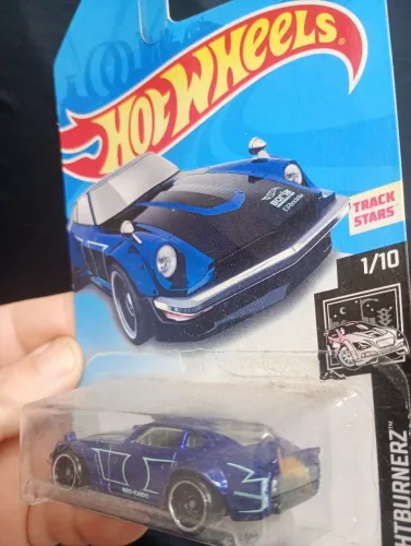 Miniatura Datsun 240z hotweels 