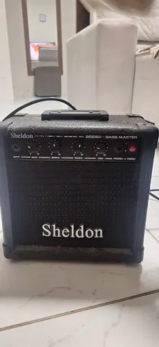Amplificador de contrabaixo