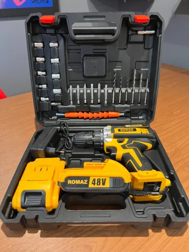 Parafusadeira/Furadeira 48V 2 Baterias com Maleta e acessórios ? Produto novo, pronta ent