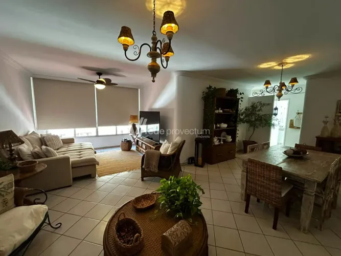 Apartamento à venda no Centro