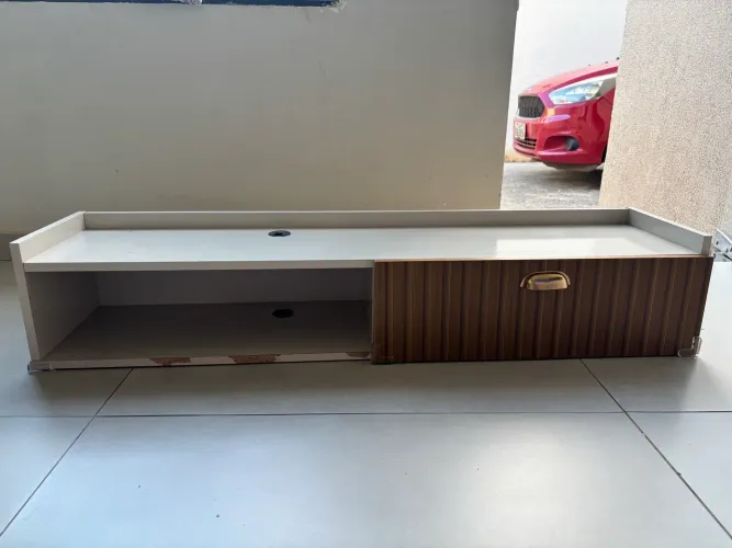 Vendo rack suspenso semi novo 