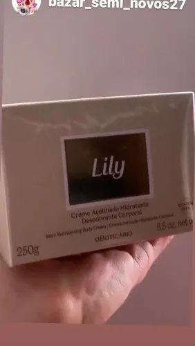 Hidratante lily lacrado