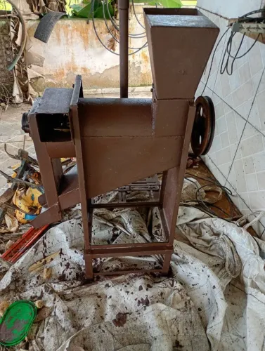 Mini debulhadeira de milho