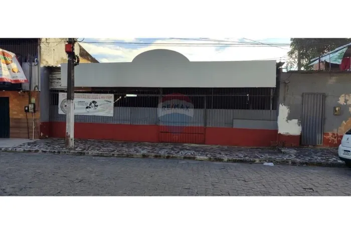 Ponto Comercial Imperdível na Av. Menino Marcelo na Serraria, Maceió!