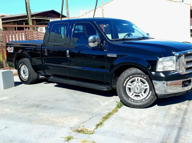 Ford F-250 XLT 3.9 4X2 CD TB Diesel 2007