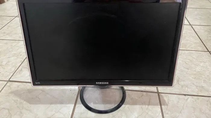 Monitor Tv Samsung 24 Pol PARA RETIRADA DE PEÇAS