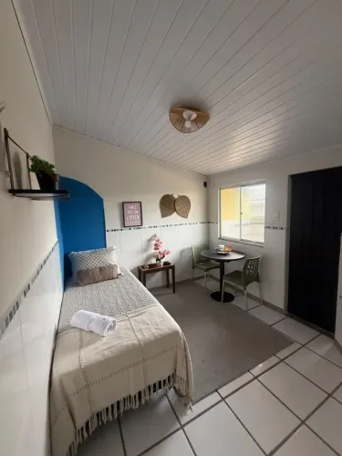 ALUGO R$ 1.260 COM ÁGUA E LUZ INCLUSAS! APTO MOBILIADO NA PEDREIRA