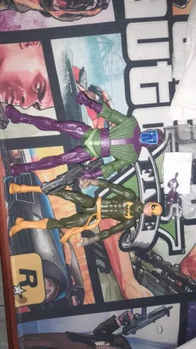 Kang e Punho de ferro Marvel legends
