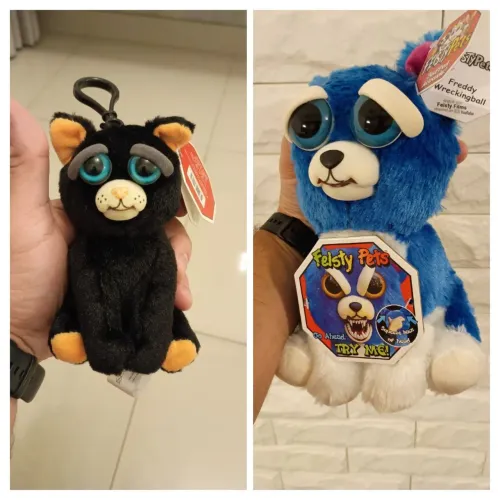 Kit 2 pelúcias Feisty Pets originais lobo azul + chaveiro gata preta
