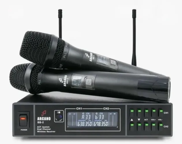 Microfone Sem Fio Duplo Dinâmico Cardioide Arcano BB-2 UHF Preto