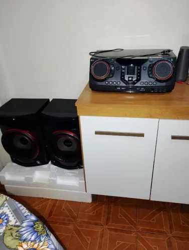 Vendo Som em excelente estado