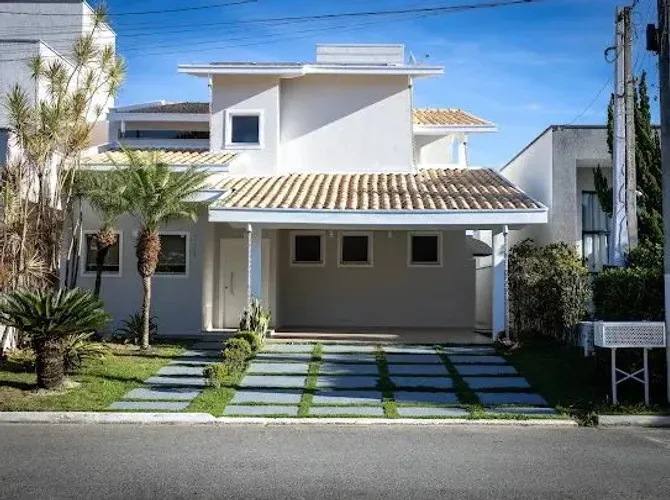 Casa de condomínio para venda possui 248 metros quadrados com 3 quartos