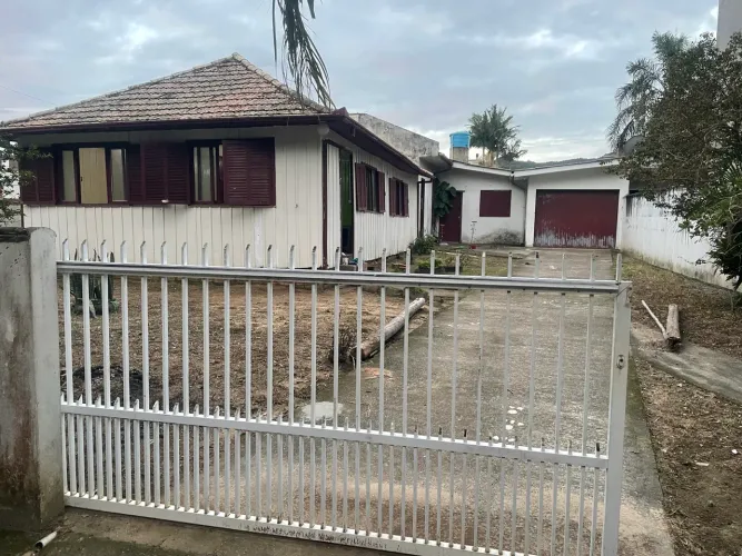 Aluga-se casa no Portinho da Vila, Imbituba SC