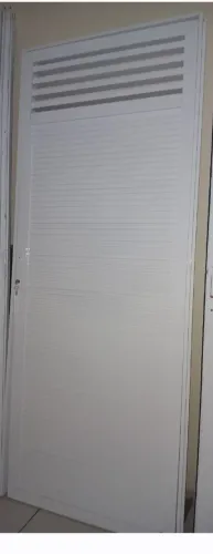 Portão de Alumínio Branco Novo