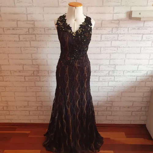 Vestido de festa marrom Cristina Mendonça 