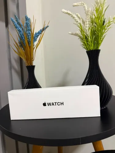 Apple Watch SE (Gen 2) 44mm GPS Midnight Sport Loop-1 Ano de Garantia Apple- Pronta Entreg