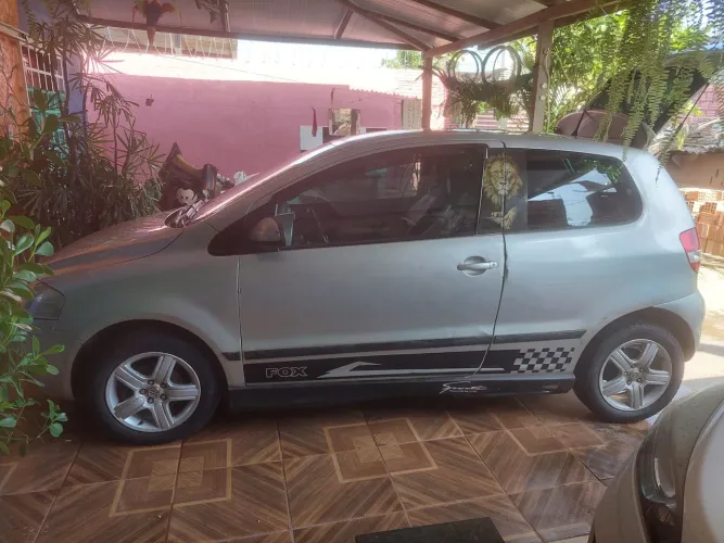 Volkswagen Fox City 1.0mi/ 1.0mi Total Flex 8V 3P 2004