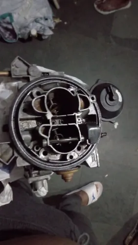 Vendo carburador do uno 96 eletrônic