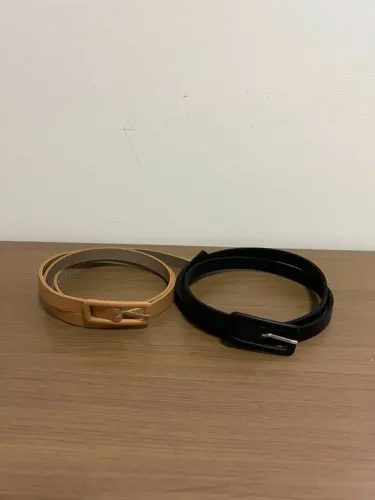 2 Cintos (Bege e Preto) - Novo