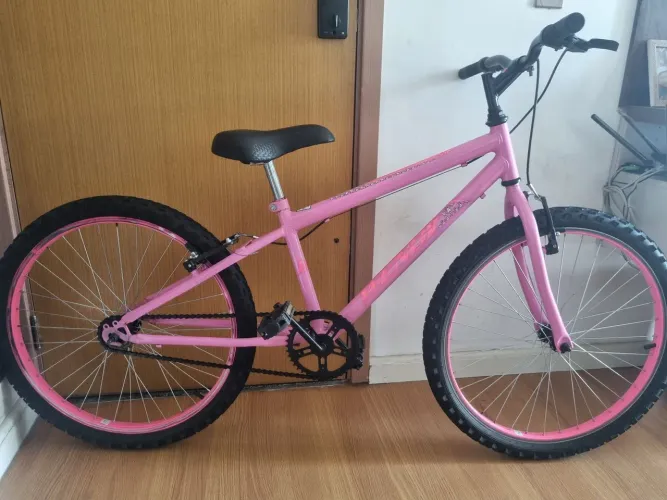 Bicicleta aro 24 menina