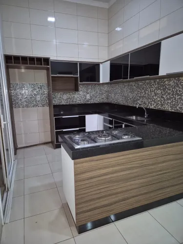 Casa de Alto Padrão para Locação