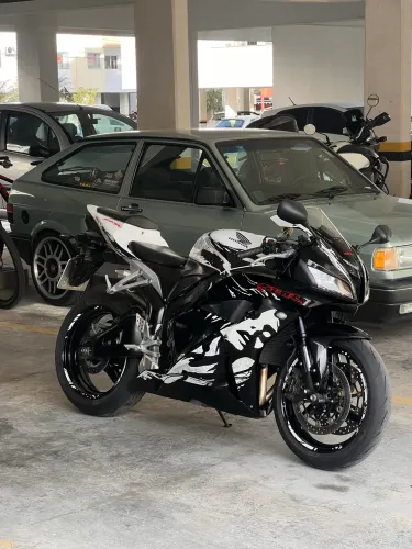 Cbr 600rr edição Layla