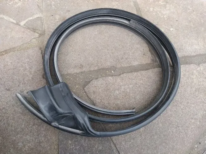 Borracha pingadeira Doblo lado direito/carona