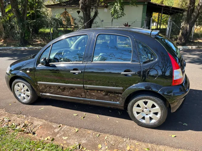 Citroen C3 GLX 1.4/ GLX Sonora 1.4 Flex 8V 5P 2012