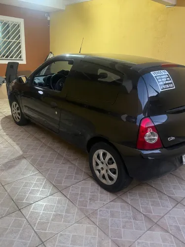 Renault Clio Hi-flex 1.0 16V 3P 2012