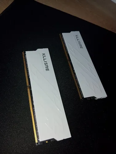Memória RAM DDR4 16gb (2x8) 3200Hz