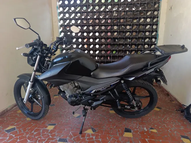 Moto Semi Nova Baixei o valor pra vender logo