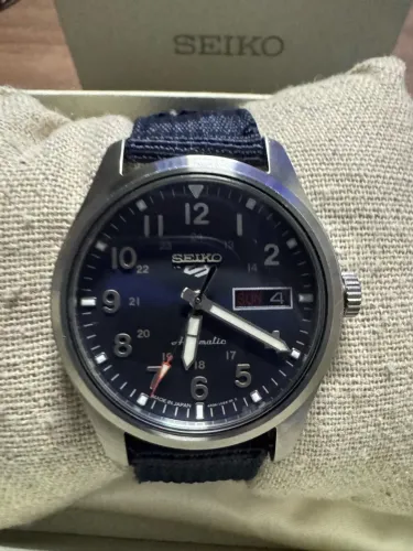 Relógio Seiko 5 Sports Field Automático SRPG29 - Completo + Pulseira NATO