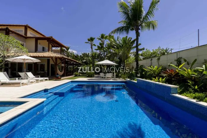 Casa em Condomínio para comprar ou alugar com 500m², 5 quartos, 5 suítes, 4 vagas no bairr
