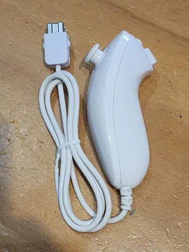 Nunchuck de Nintendo wii primeira linha
