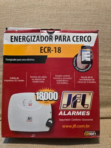 Energizador para cerco ecr-18 jfl com um rolo de arame e Bateria