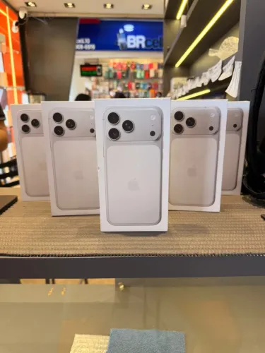 iPhone 17 pro Max 256gb branco só hoje?..